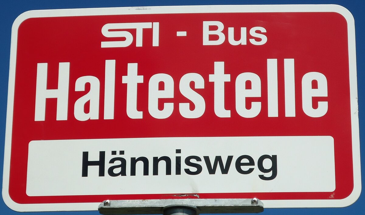 (128'182) - STI-Haltestellenschild - Thun, H�nnisweg - am 1. August 2010