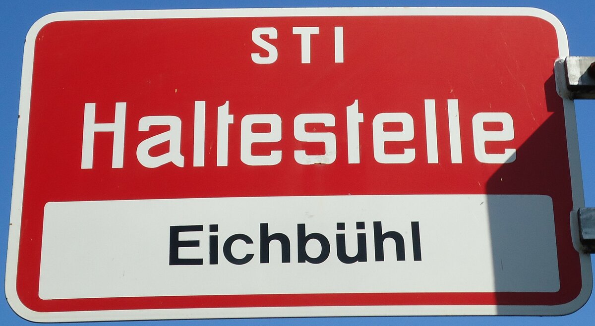 (128'219) - STI-Haltestellenschild - Hilterfingen, Eichb�hl - am 1. August 2010