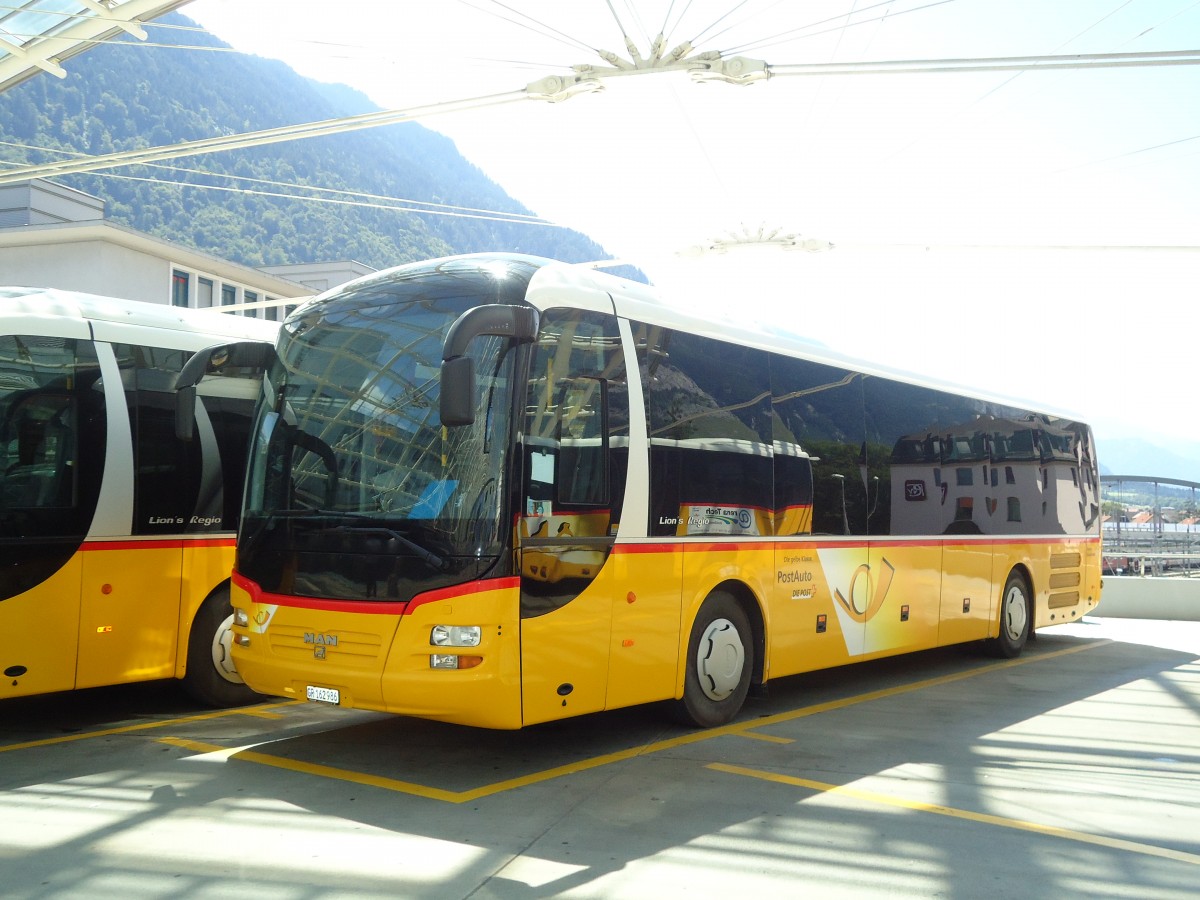 (128'266) - PostAuto Graub�nden - GR 162'986 - MAN am 7. August 2010 in Chur, Postautostation