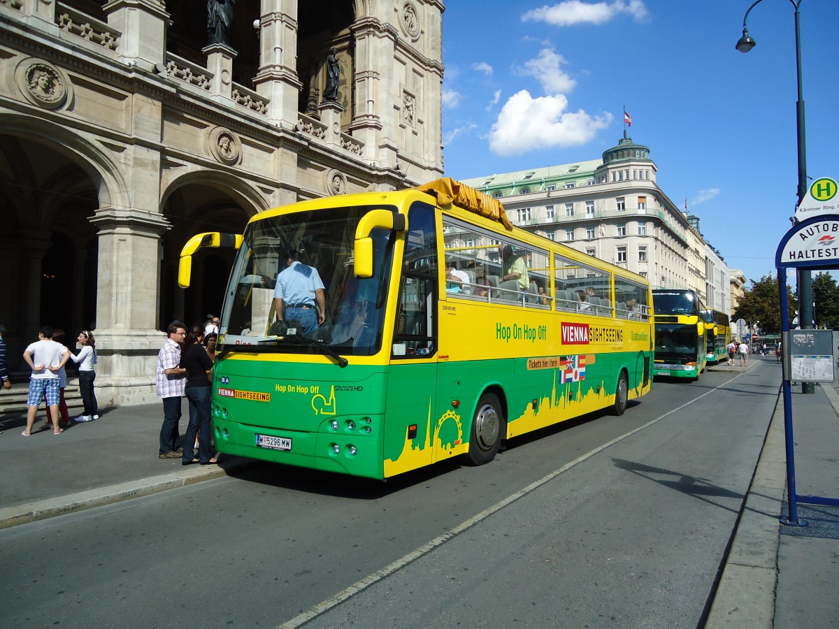 (128'402) - Elite Tours, Wien - W 5296 MW - Temsa am 9. August 2010 in Wien-K�rntner Ring, Oper