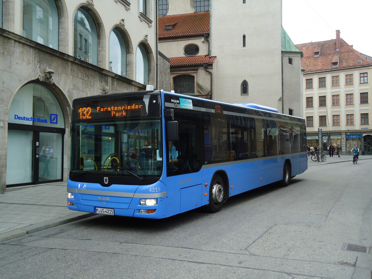 (128'601) - MVG M�nchen - Nr. 4215/M-VG 4215 - MAN am 11. August 2010 in M�nchen, Marienplatz