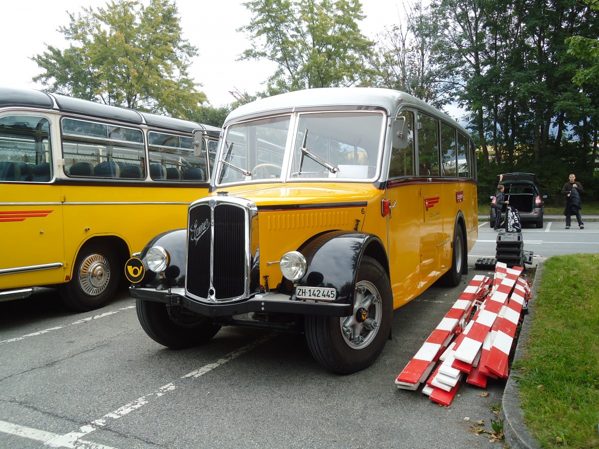 (129'806) - Dozza, K�snacht - Nr. 6/ZH 142'445 - Saurer/Krapf (ex Roost, Steinhausen; ex Fleischmann, Schaffhausen; ex Mezger, Altdorf/SH) am 18. September 2010 in Chur, Obere Au