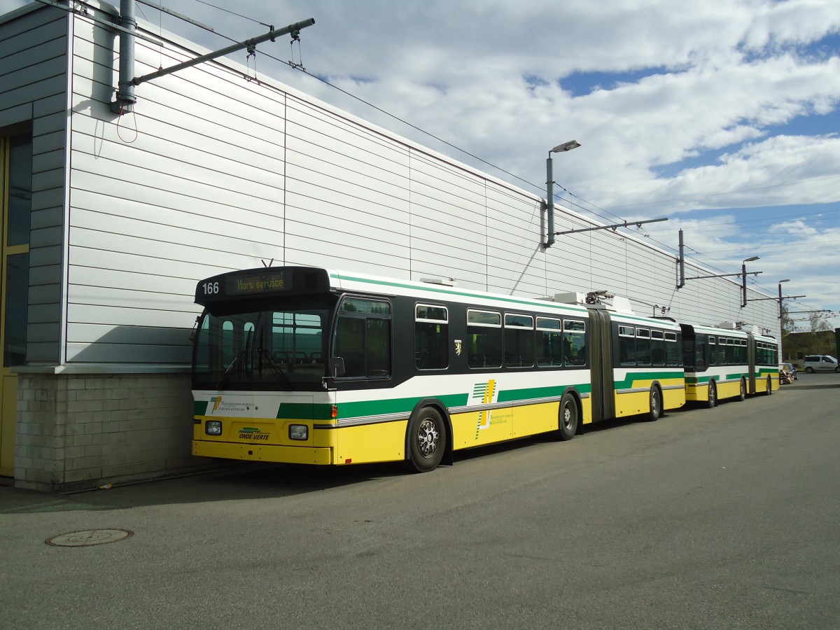(130'243) - TN Neuch�tel - Nr. 166 - FBW/Hess Gelenktrolleybus am 4. Oktober 2010 in Marin, D�p�t