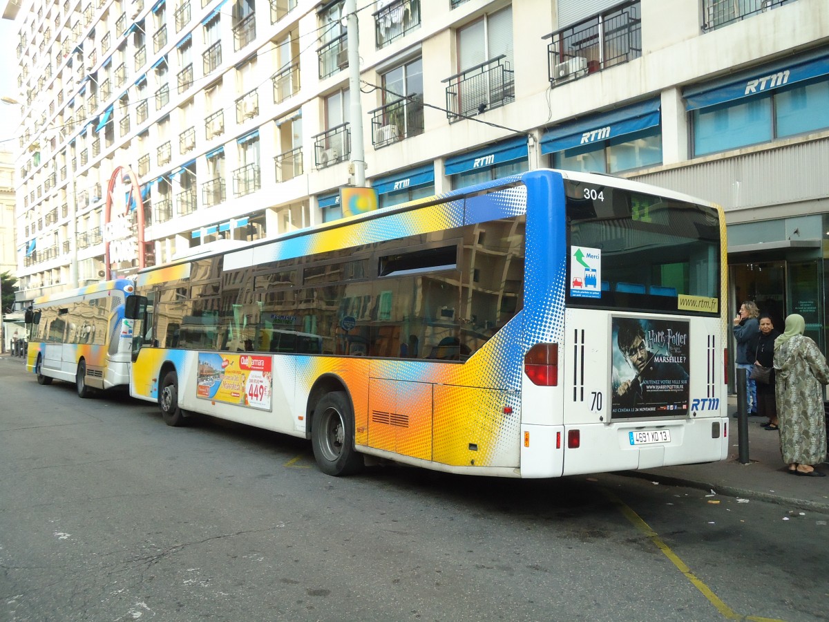 (130'512) - RTM Marseille - Nr. 304/4691 XD 13 - Mercedes am 15. Oktober 2010 in Marseille, Canebi�re Bourse