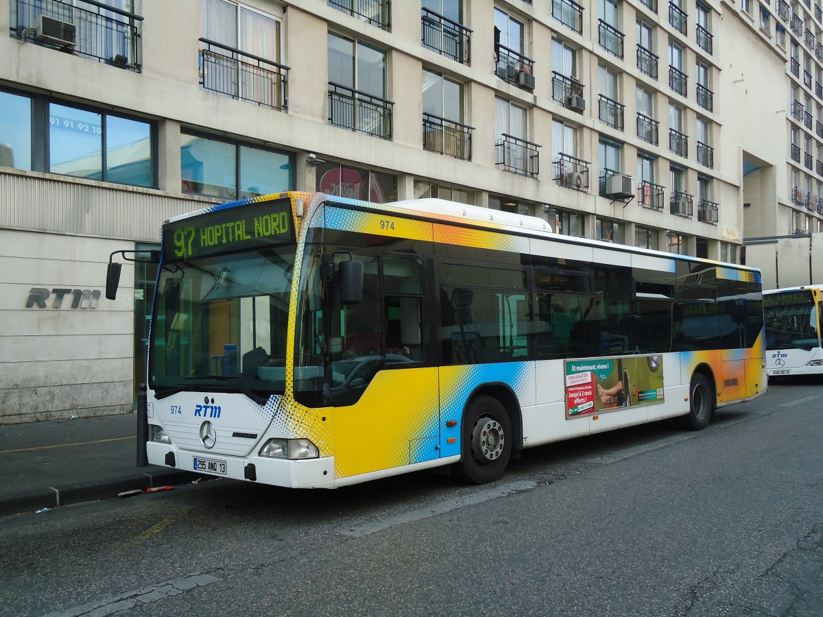 (130'517) - RTM Marseille - Nr. 974/295 ANQ 13 - Mercedes am 15. Oktober 2010 in Marseille, Canebi�re Bourse
