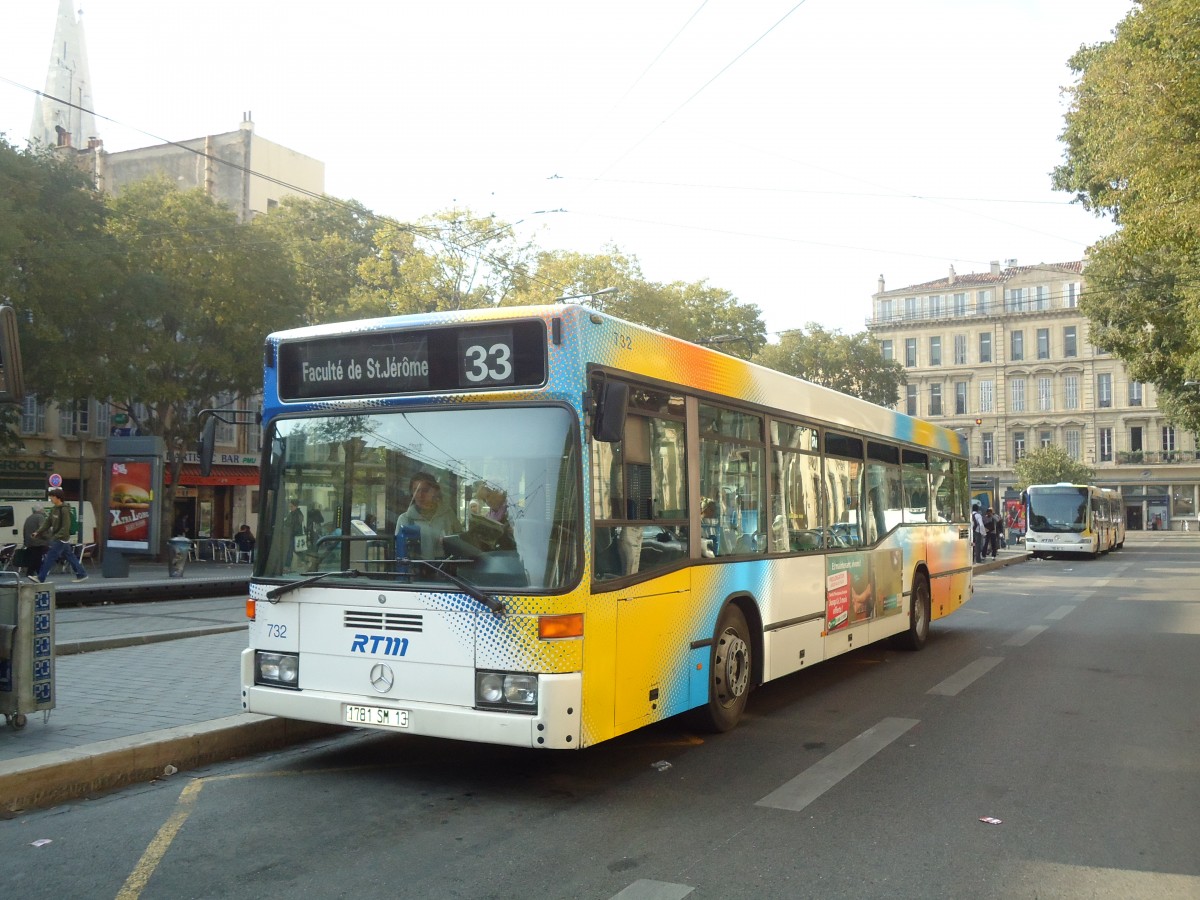 (130'531) - RTM Marseille - Nr. 732/1781 SM 13 - Mercedes am 15. Oktober 2010 in Marseille, Reformes Canebi�re