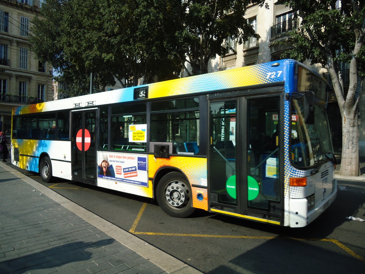 (130'537) - RTM Marseille - Nr. 727/1816 SM 13 - Mercedes am 15. Oktober 2010 in Marseille, Reformes Canebi�re