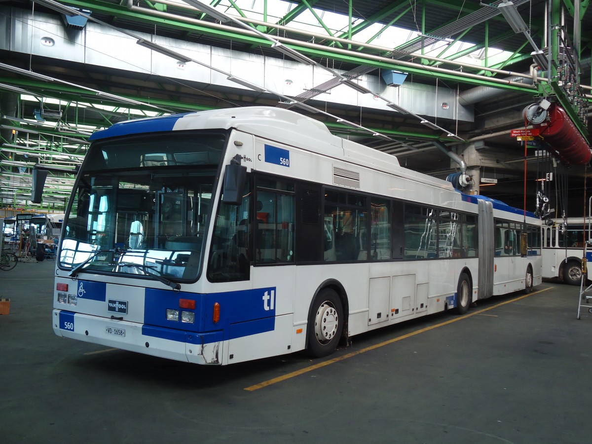 (130'910) - TL Lausanne - Nr. 560/VD 1658 - Van Hool am 13. November 2010 in Lausanne, D�p�t Pr�laz