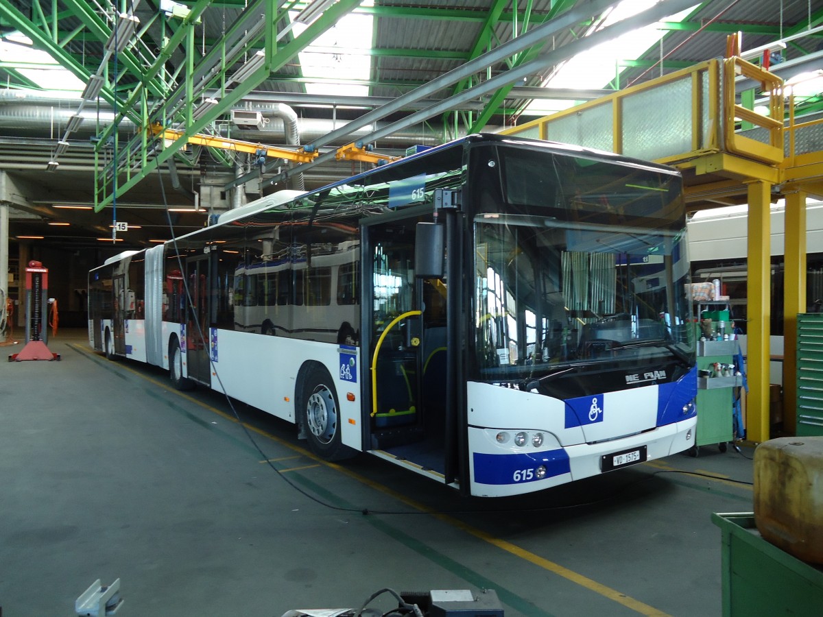 (130'919) - TL Lausanne - Nr. 615/VD 1575 - Neoplan am 13. November 2010 in Lausanne, D�p�t Pr�laz