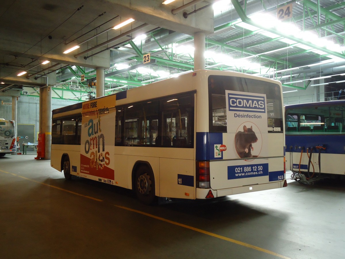 (130'940) - TL Lausanne - Nr. 923 - Lanz+Marti/Hess Personenanh�nger am 13. November 2010 in Lausanne, D�p�t Pr�laz