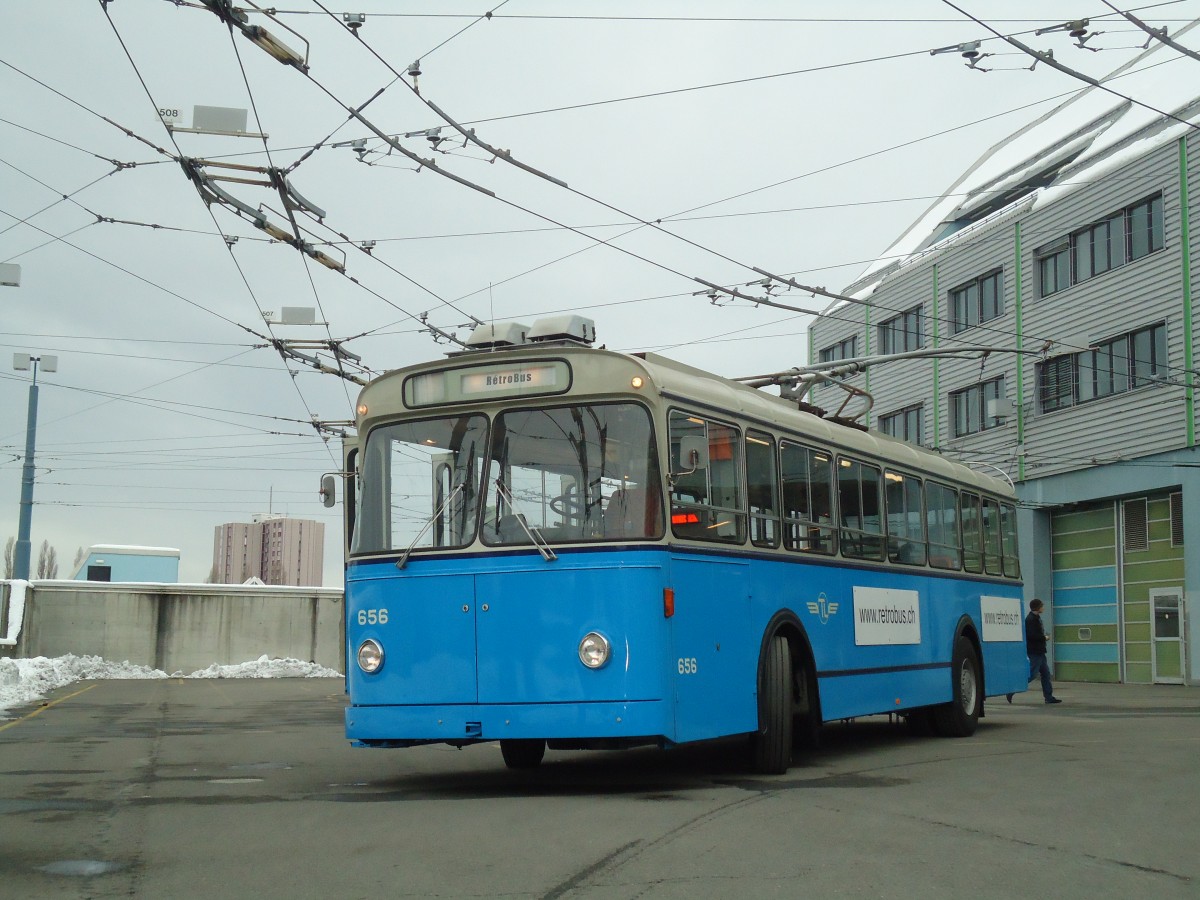 (131'252) - TL Lausanne (R�trobus) - Nr. 656 - FBW/Eggli Trolleybus am 5. Dezember 2010 in Lausanne, D�p�t Pr�laz