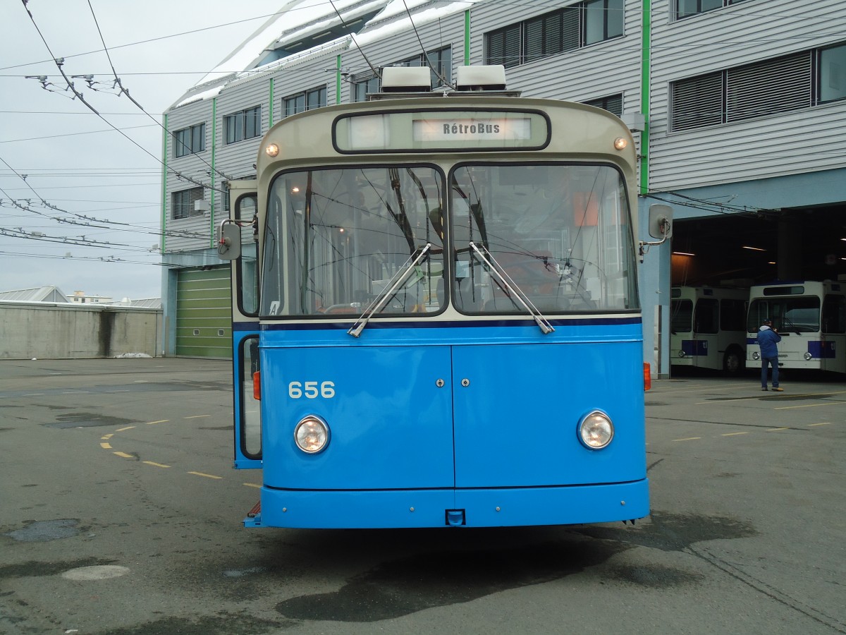 (131'260) - TL Lausanne (R�trobus) - Nr. 656 - FBW/Eggli Trolleybus am 5. Dezember 2010 in Lausanne, D�p�t Pr�laz
