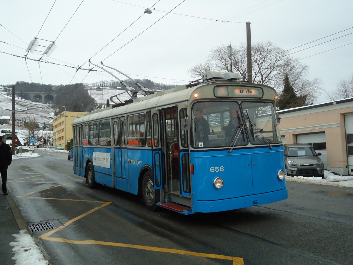 (131'271) - TL Lausanne (R�trobus) - Nr. 656 - FBW/Eggli Trolleybus am 5. Dezember 2010 in Lutry, Corniche