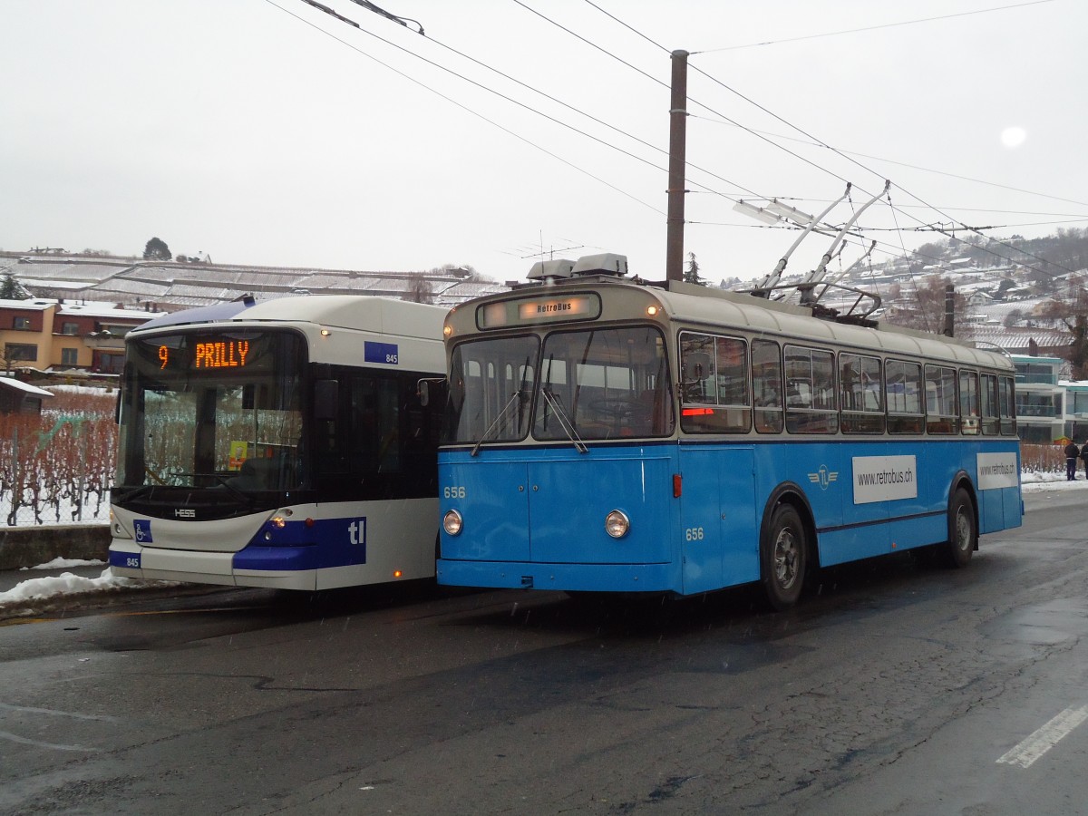 (131'278) - TL Lausanne (R�trobus) - Nr. 656 - FBW/Eggli Trolleybus am 5. Dezember 2010 in Lutry, Corniche