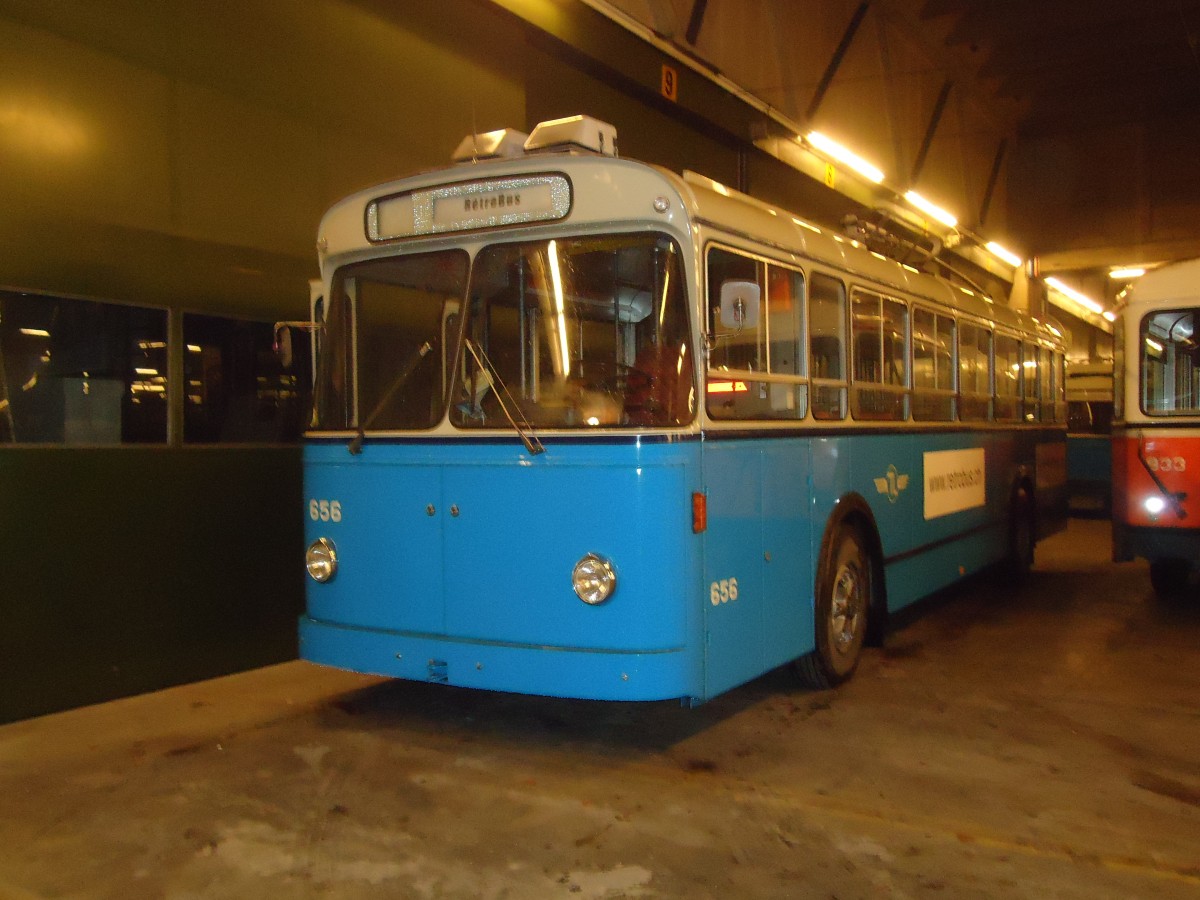 (131'288) - TL Lausanne (R�trobus) - Nr. 656 - FBW/Eggli Trolleybus am 5. Dezember 2010 in Lausanne, D�p�t Borde