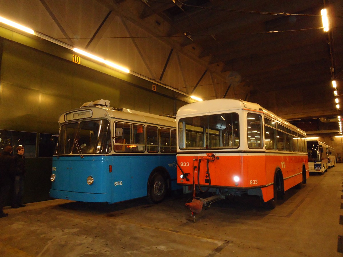 (131'291) - TL Lausanne - Nr. 933 - Moser/Eggli-Mischler Personenanh�nger am 5. Dezember 2010 in Lausanne, D�p�t Borde