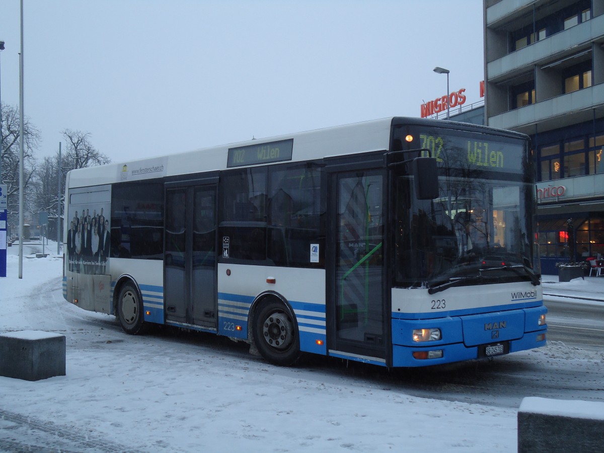 (131'600) - WilMobil, Wil - Nr. 223/SG 245'703 - MAN/G�ppel (ex Wick, Wil Nr. 3) am 15. Dezember 2010 beim Bahnhof Wil