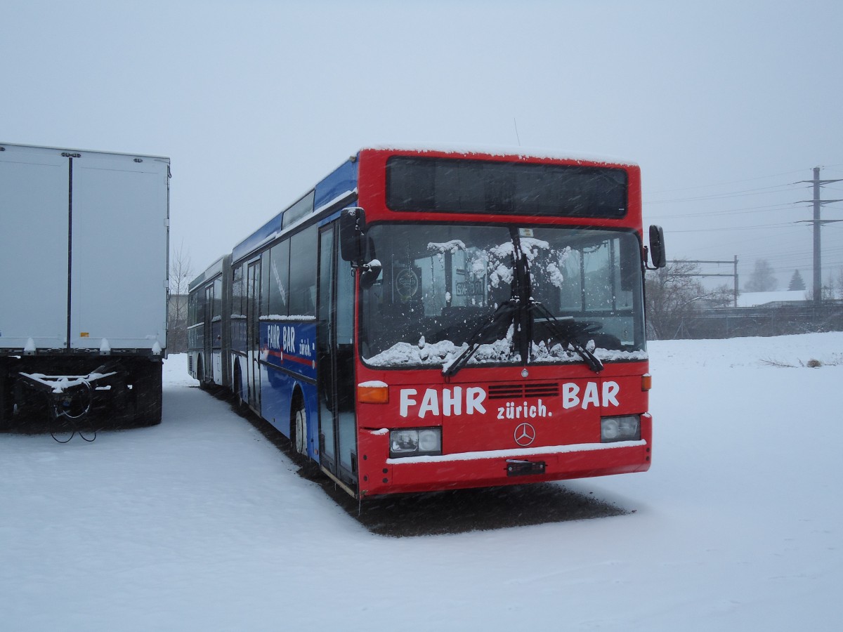 (131'604) - B�rgi, Wil - Mercedes (ex SBC Chur; ex AAGL Liestal) am 15. Dezember 2010 in Wil, Larag