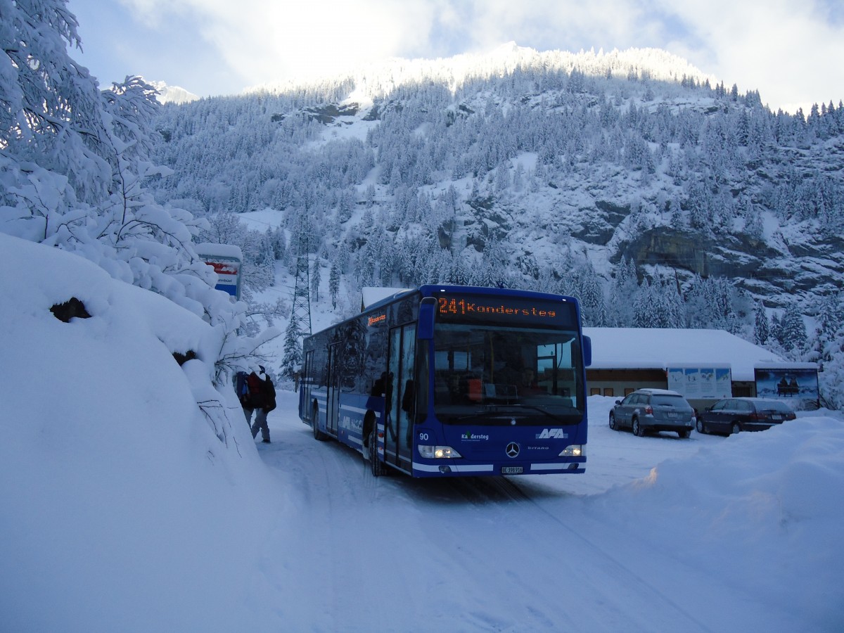 (131'673) - AFA Adelboden - Nr. 90/BE 398'916 - Mercedes am 26. Dezember 2010 in Kandersteg, Talstation Sunnb�el