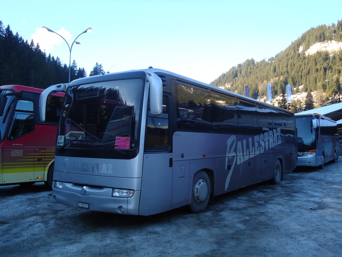 (132'003) - Ballestraz, Gr�ne - VS 115'737 - Renault am 8. Januar 2011 in Adelboden, ASB