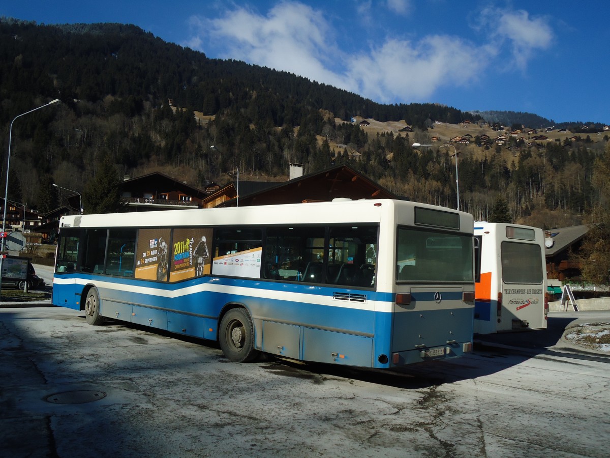(132'391) - TPC Aigle - VS 353'316 - Mercedes (ex VBL Luzern Nr. 557; ex Gowa, Luzern Nr. 57) am 22. Januar 2011 beim Bahnhof Champ�ry
