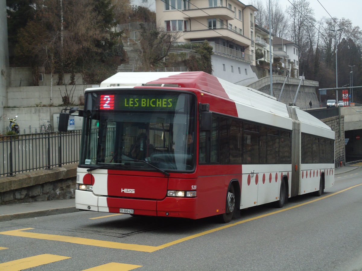(132'687) - TPF Fribourg - Nr. 520/FR 300'435 - MAN/Hess Gelenkduobus am 7. M�rz 2011 in Fribourg, Avenue Beauregard