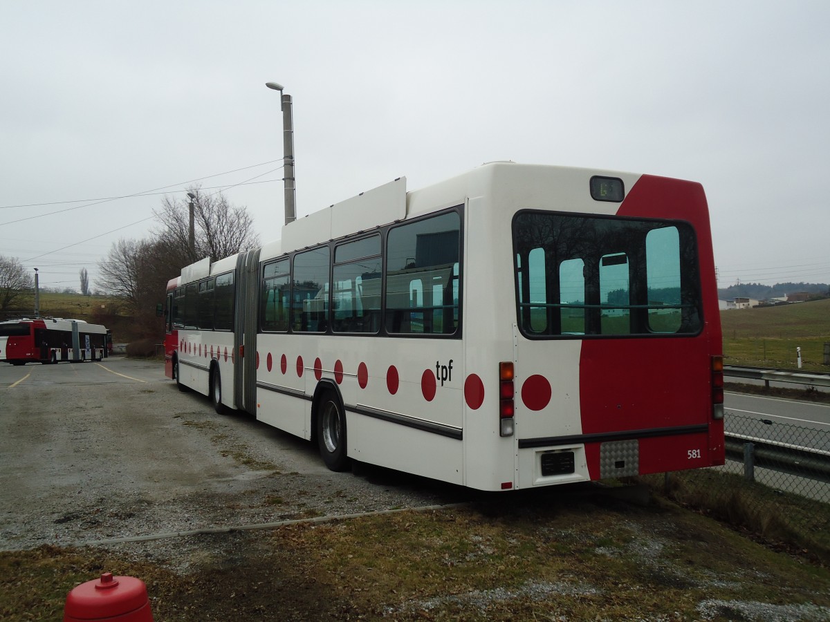 (132'715) - TPF Fribourg - Nr. 581 - Volvo/Hess (ex TF Fribourg Nr. 181) am 7. M�rz 2011 in Fribourg, Garage