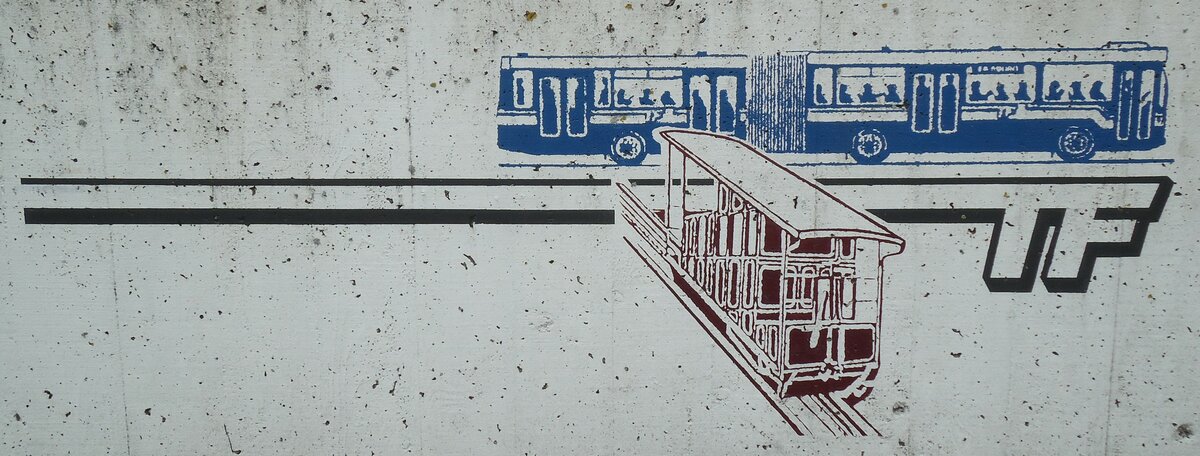 (132'721) - Alte TF-Bemalung auf der Mauer am 7. M�rz 2011 in Fribourg, Garage