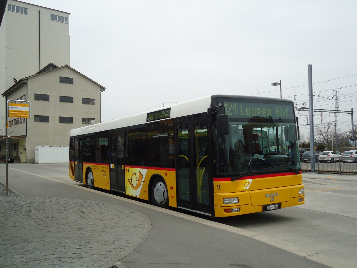 (132'727) - Klopfstein, Laupen - Nr. 11/BE 669'368 - MAN (ex STB Laupen Nr. 33) am 7. M�rz 2011 beim Bahnhof D�dingen