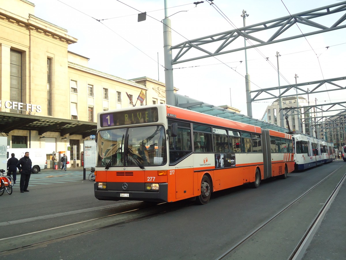 (132'797) - TPG Gen�ve - Nr. 277/GE 96'192 - Mercedes am 10. M�rz 2011 beim Bahnhof Gen�ve