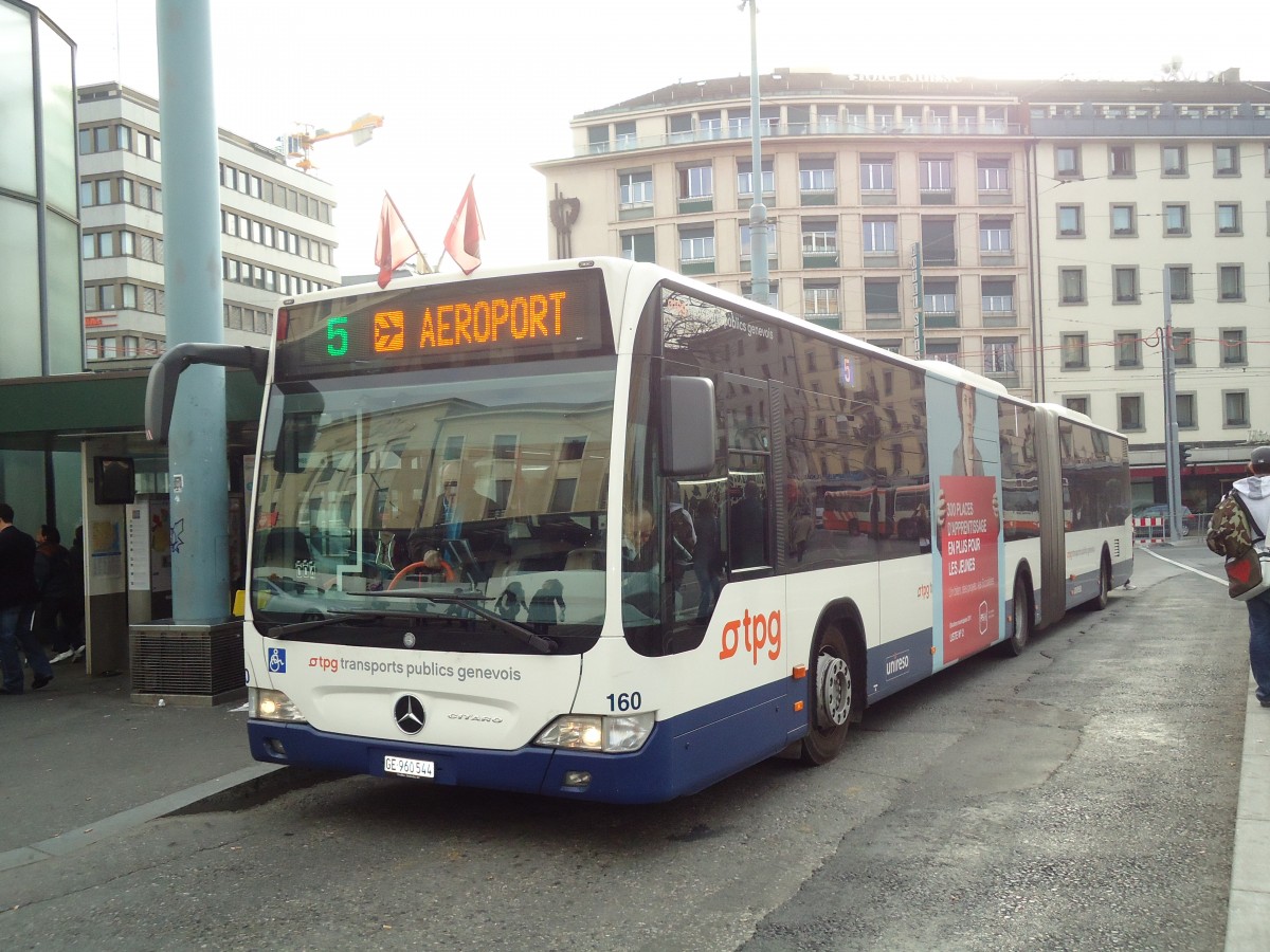 (132'818) - TPG Gen�ve - Nr. 160/GE 960'544 - Mercedes am 10. M�rz 2011 beim Bahnhof Gen�ve