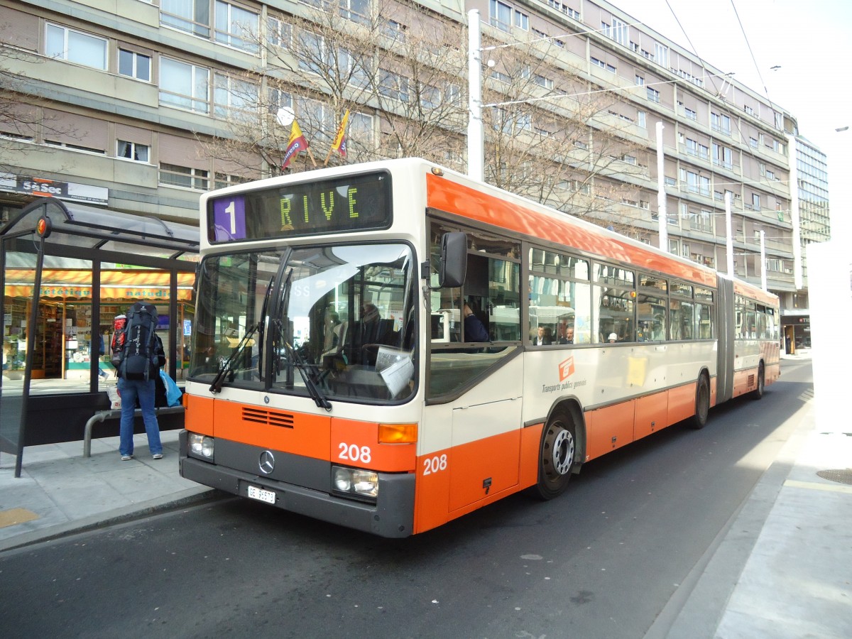 (132'893) - TPG Gen�ve - Nr. 208/GE 96'573 - Mercedes am 10. M�rz 2011 in Gen�ve, Coutance