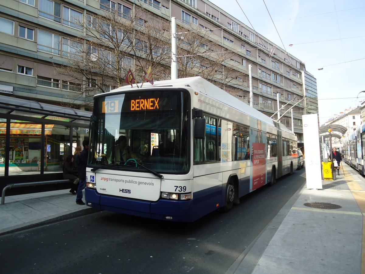 (132'903) - TPG Gen�ve - Nr. 739 - Hess/Hess Gelenktrolleybus am 10. M�rz 2011 in Gen�ve, Coutance