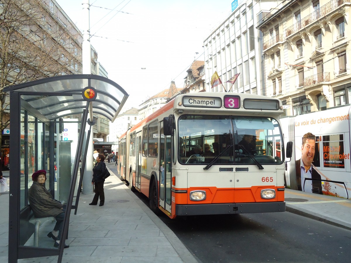 (132'927) - TPG Gen�ve - Nr. 665 - Saurer/Hess Gelenktrolleybus am 10. M�rz 2011 in Gen�ve, Coutance