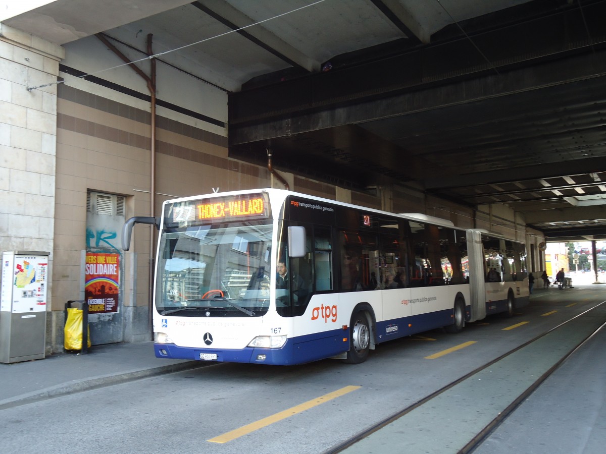 (132'951) - TPG Gen�ve - Nr. 167/GE 960'551 - Mercedes am 10. M�rz 2011 beim Bahnhof Gen�ve