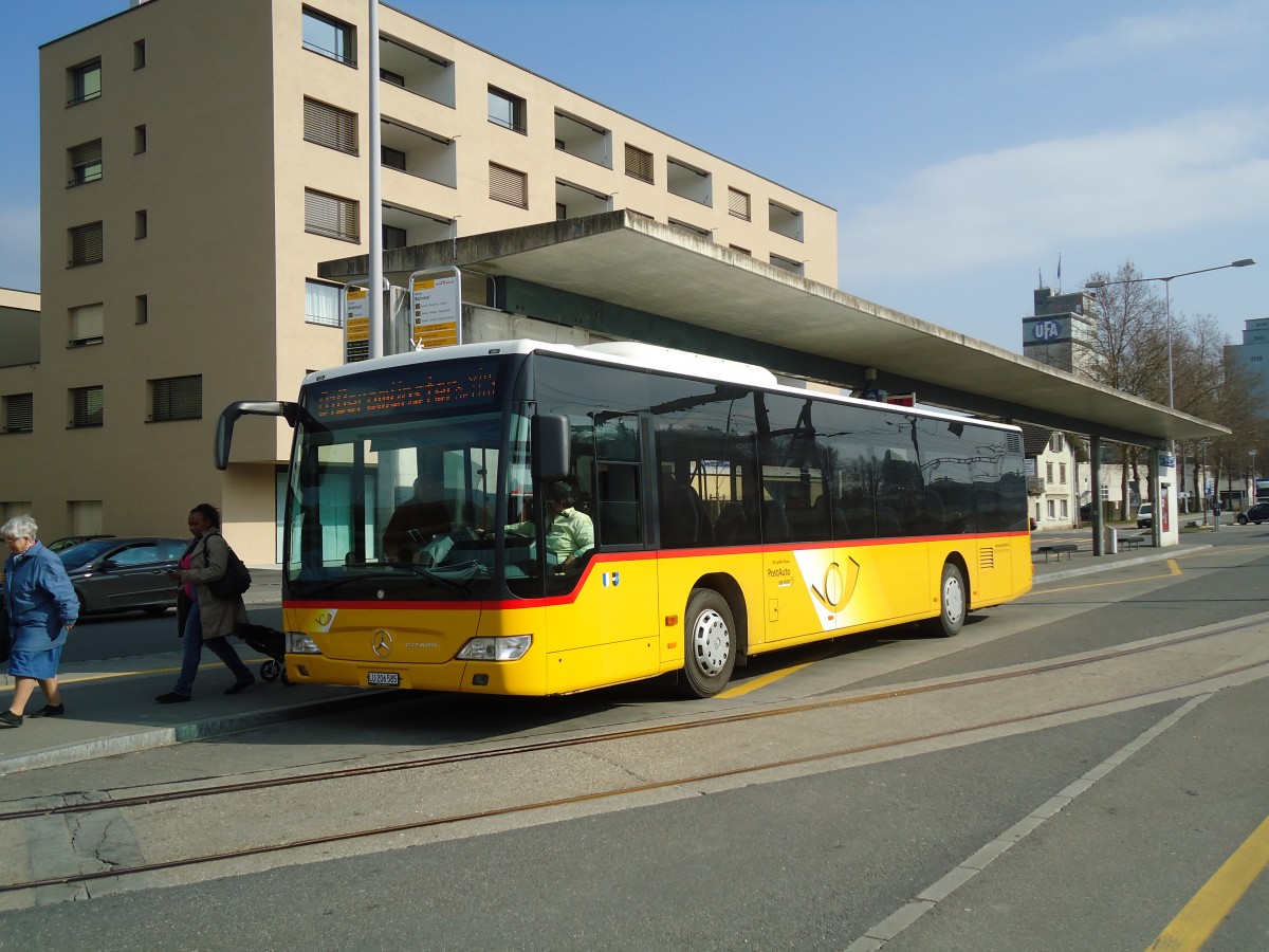 (133'051) - H�sler, Rickenbach - LU 206'585 - Mercedes am 11. M�rz 2011 beim Bahnhof Sursee