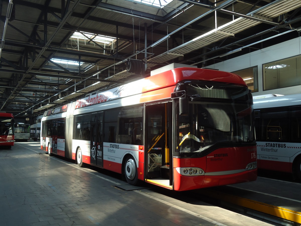 (133'091) - SW Winterthur - Nr. 176 - Solaris Gelenktrolleybus am 20. M�rz 2011 in Winterthur, Depot Gr�zefeld