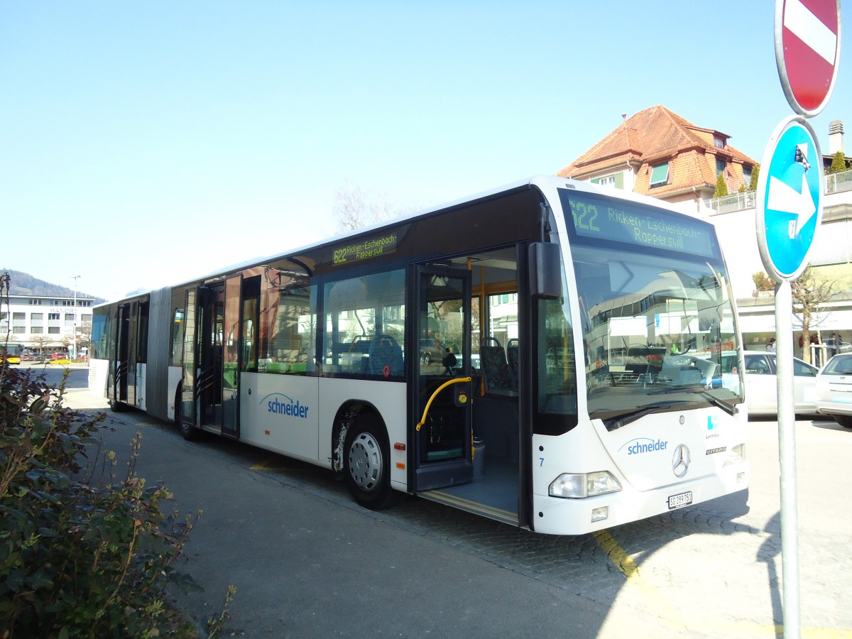 (133'161) - Schneider, Ermenswil - Nr. 7/SG 289'751 - Mercedes am 23. M�rz 2011 beim Bahnhof Wattwil