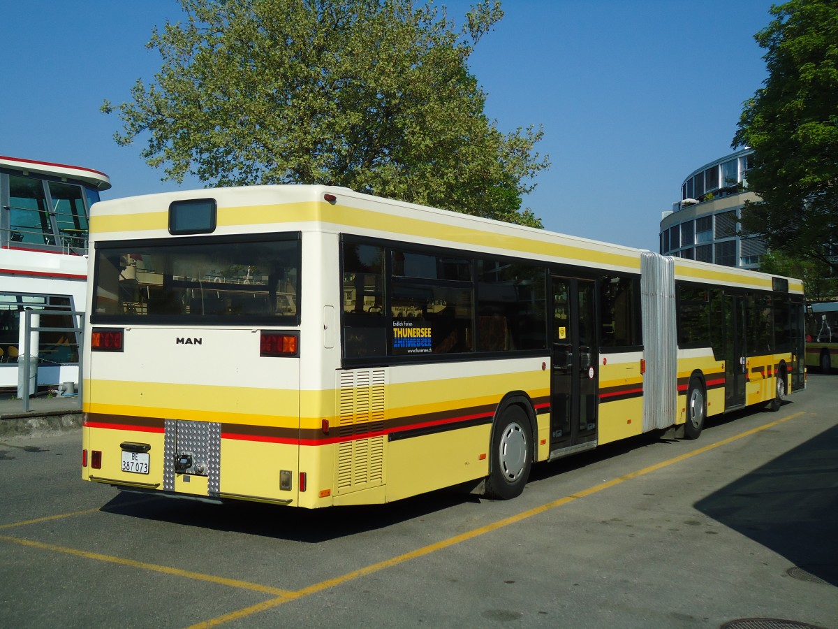 (133'411) - STI Thun - Nr. 73/BE 387'073 - MAN am 25. April 2011 bei der Schiffl�ndte Thun