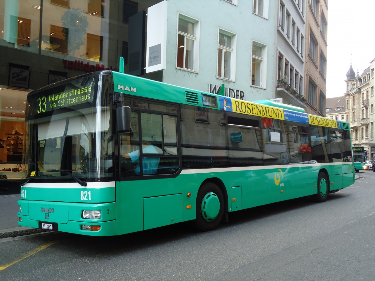 (133'710) - BVB Basel - Nr. 821/BS 2821 - MAN am 16. Mai 2011 in Basel, Schiffl�nde