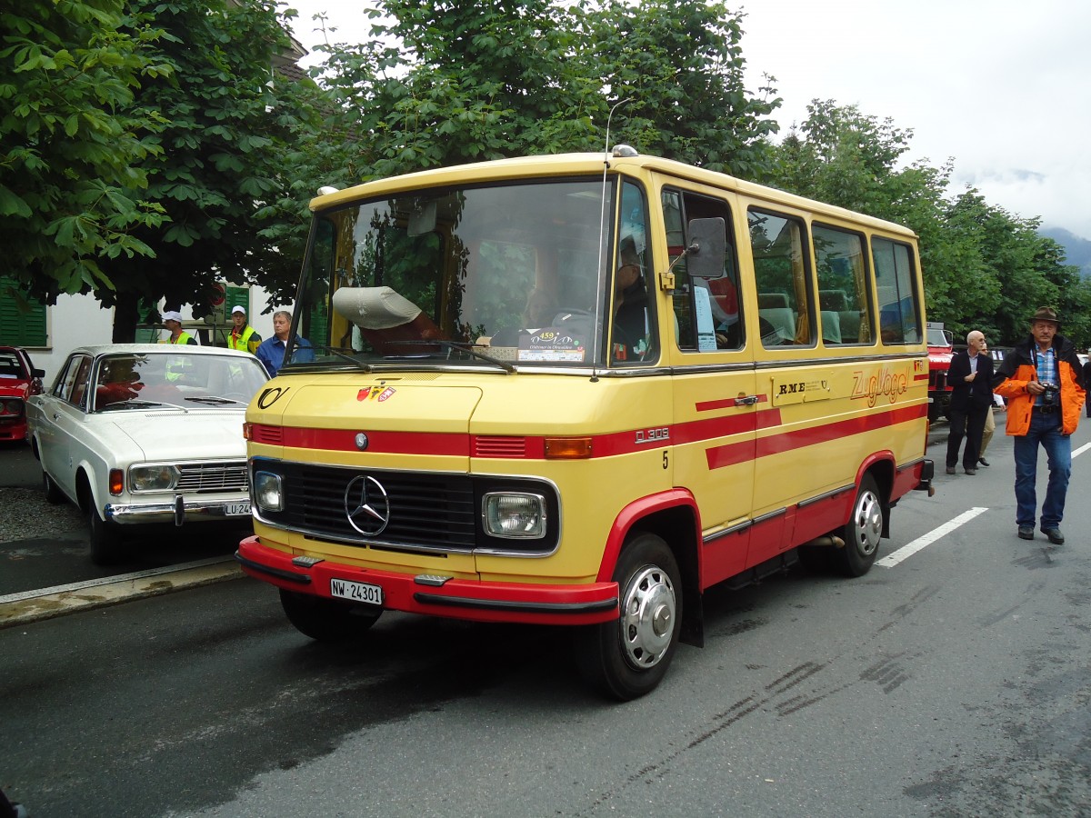 (134'027) - M�ller, Ennetmoos - Nr. 5/NW 24'301 - Mercedes (ex Bissig, Brunnen) am 11. Juni 2011 in Sarnen, OiO