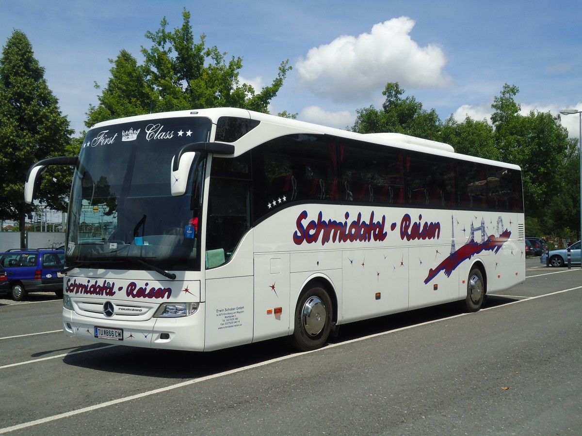 (134'205) - Aus Oesterreich: Schober, Kirchberg - TU 866 CW - Mercedes am 17. Juni 2011 bei der Schiffl�ndte Thun