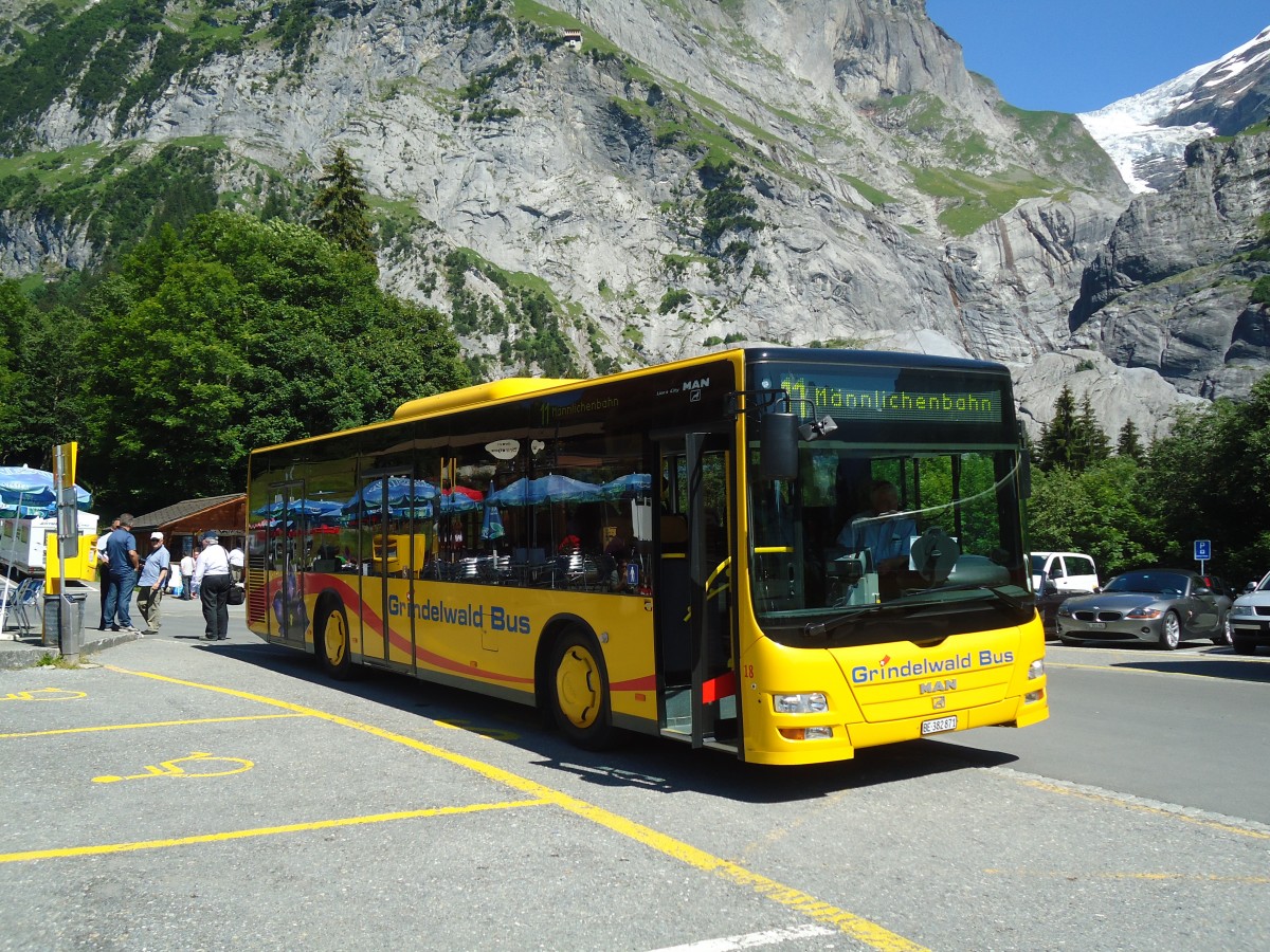 (134'770) - AVG Grindelwald - Nr. 18/BE 382'871 - MAN/G�ppel am 3. Juli 2011 in Grindelwald, Oberer Gletscher