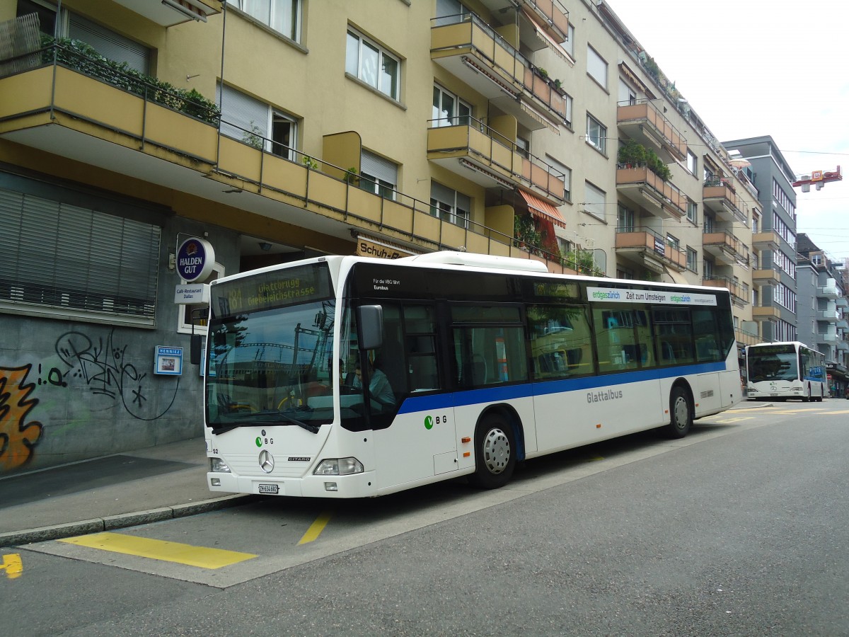 (134'871) - VBZ Z�rich - Nr. 52/ZH 634'602 - Mercedes (ex Fr�hlich, Z�rich Nr. 602) am 10. Juli 2011 beim Bahnhof Z�rich-Oerlikon