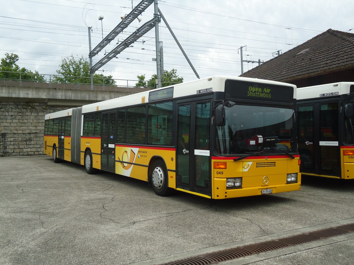(134'909) - PostAuto Z�rich - Nr. 49/ZH 780'688 - Mercedes (ex Nr. 23; ex P 27'727) am 10. Juli 2011 in Frauenfeld, Jugendmusikschule