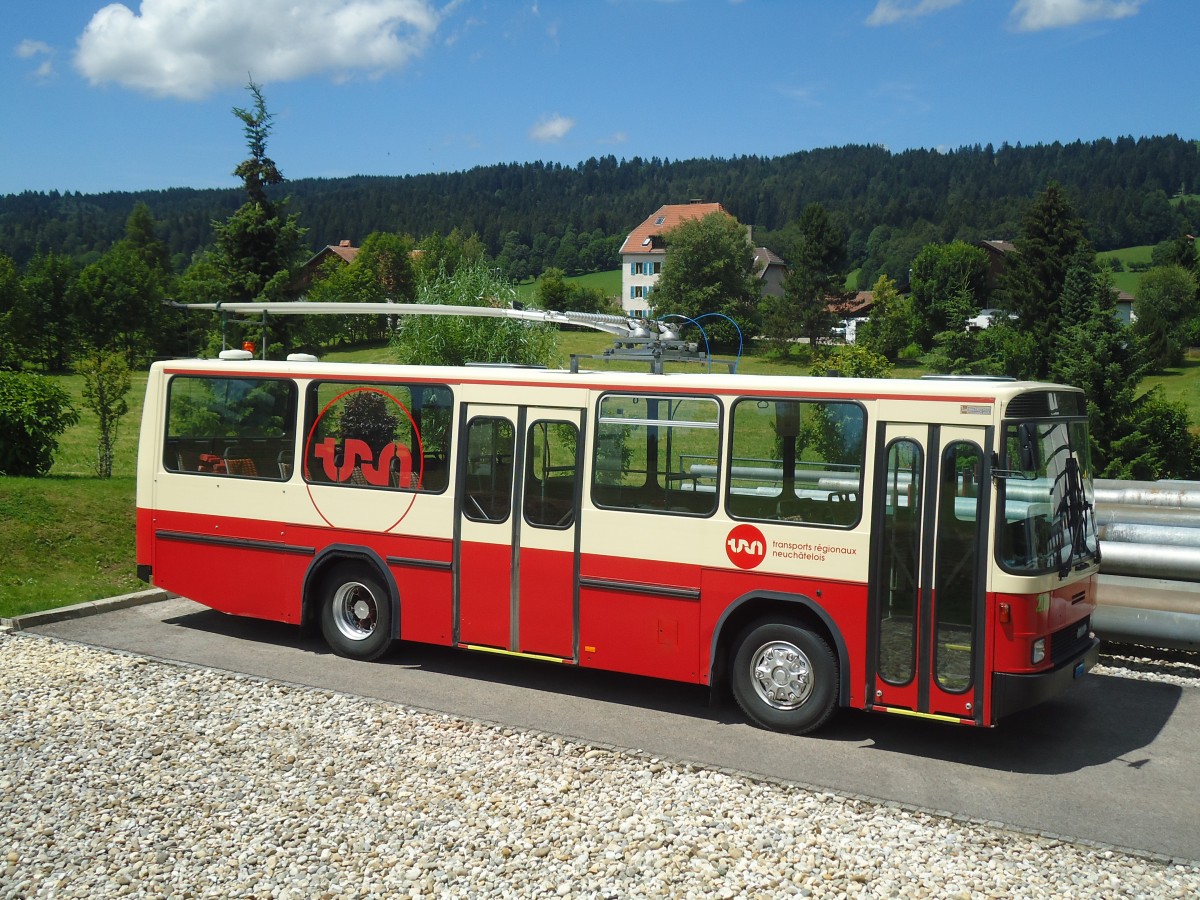 (135'002) - TC La Chaux-de-Fonds - Nr. 200/NE 543 - NAW/Hess Enteiser (ex VR La Chaux-de-Fonds Nr. 200) am 11. Juli 2011 in La Chaux-de-Fonds, D�p�t