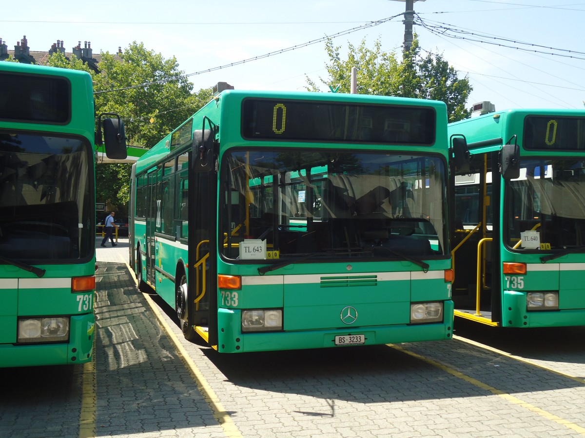 (135'072) - TL Lausanne (BVB 733) - Nr. 643/BS 3233 - Mercedes (ex VAG Freiburg/D Nr. 930) am 12. Juli 2011 in Lausanne, D�p�t Borde