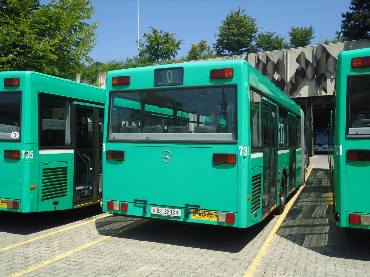 (135'085) - TL Lausanne (BVB 733) - Nr. 643/BS 3233 - Mercedes (ex VAG Freiburg/D Nr. 930) am 12. Juli 2011 in Lausanne, D�p�t Borde
