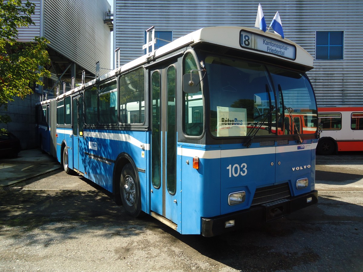 (135'572) - VBL Luzern (R�trobus) - Nr. 103 - Volvo/Hess am 20. August 2011 in Moudon, R�trobus