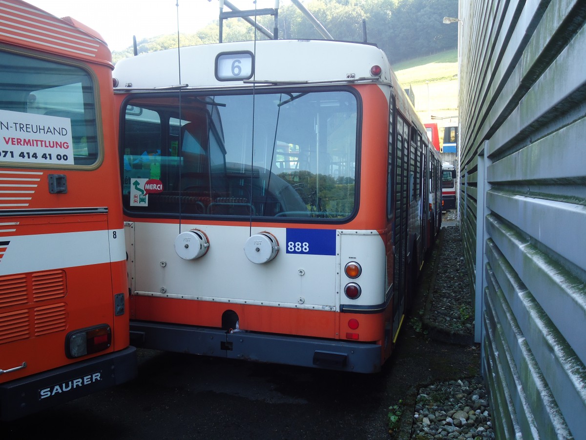 (135'636) - TL Lausanne (R�trobus) - Nr. 888 - Saurer/Hess Gelenktrolleybus (ex TPG Gen�ve Nr. 659) am 20. August 2011 in Moudon, R�trobus